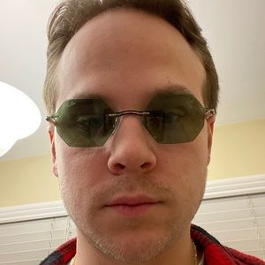 Meet your Posher, Vincent